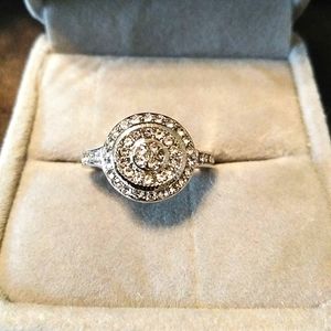 Ring Faux Diamond
